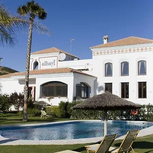 Apartahotel Albayt &